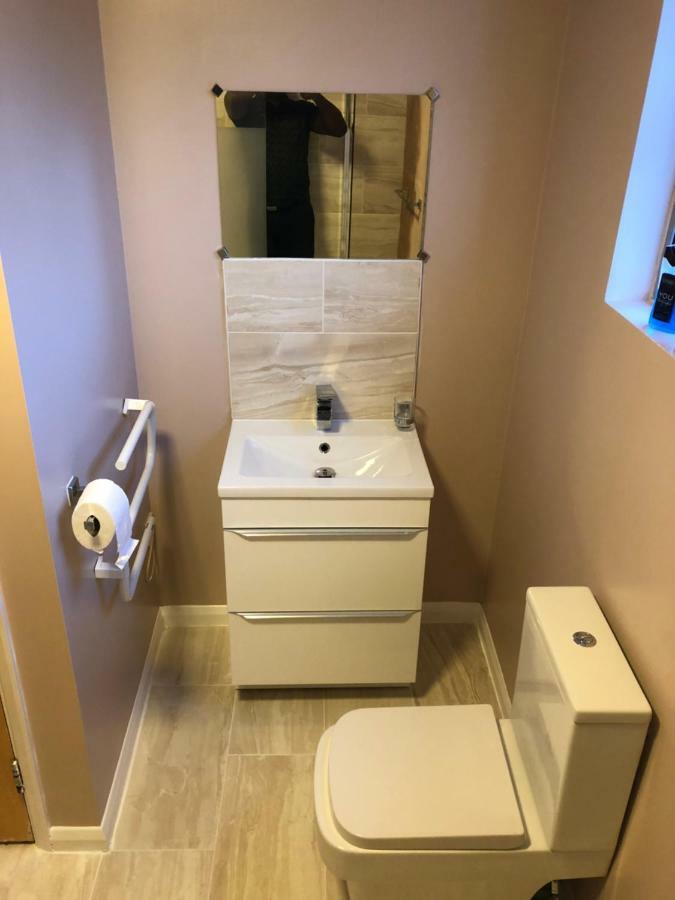 Charlesmere Gardems Лондон Екстериор снимка